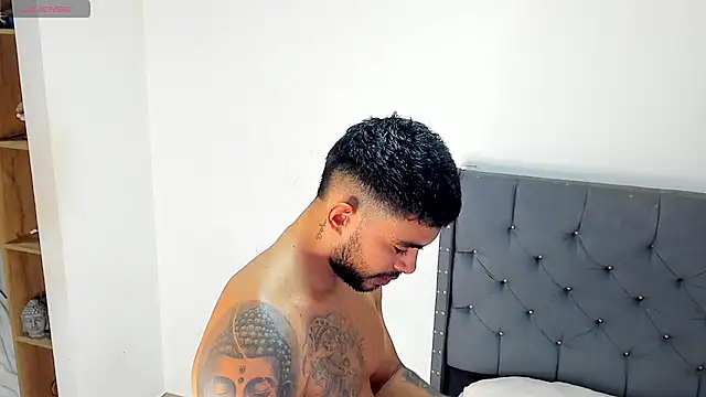Andrewadamsx online show from June 2026 11:17:02 PM