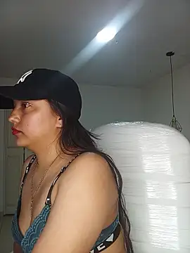 wet naughty girl online show from April 2026 06:57:01 PM