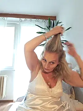 Blond lady czech online show from July 2026 03:40:01 PM