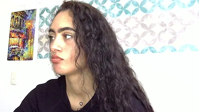 Snapshot of shelsy_d chatting on May 2026 08:25:01 PM shelsy d online show from May 2026 08:25:01 PM