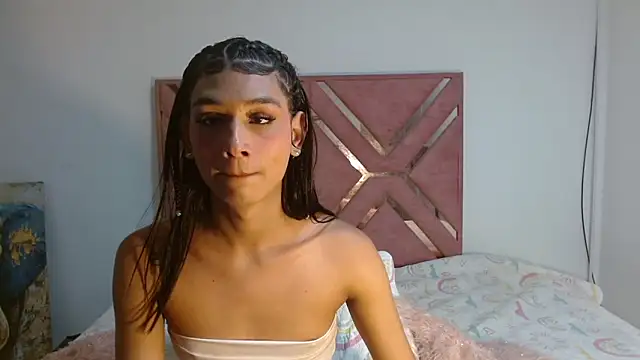 Snapshot of blair_wiloss chatting on April 2026 02:14:02 AM blair wiloss online show from April 2026 02:14:02 AM