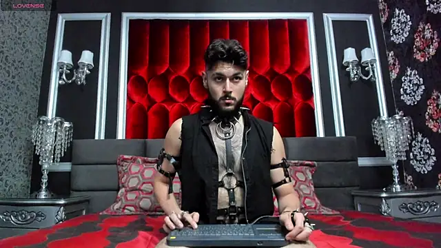 RavenKnight  online show from April 2026 05:43:02 AM