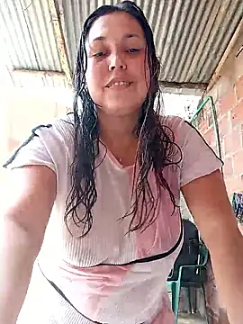 Snapshot of dirtysexibailarina35 chatting on May 2026 05:32:01 PM dirtysexibailarina35 online show from May 2026 05:32:01 PM