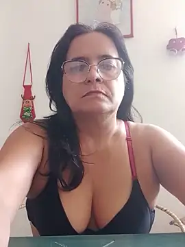 PienCanela online show from May 2026 08:59:02 PM