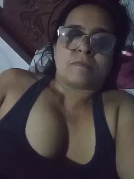 PienCanela online show from May 2026 02:17:01 AM