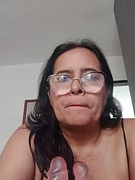 PienCanela online show from June 2026 01:06:01 PM