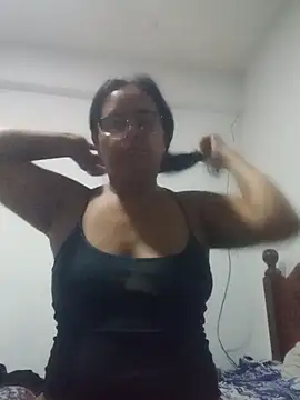 PienCanela online show from May 2026 11:17:01 PM