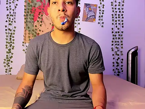 JaxJinx online show from April 2026 12:37:01 AM