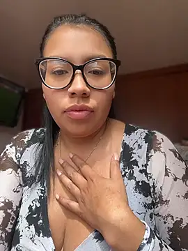 Snapshot of Iam-sophia27 chatting on June 2026 07:13:02 PM Iam-sophia27 online show from June 2026 07:13:02 PM
