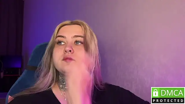 CuteUna online show from April 2026 12:09:01 PM