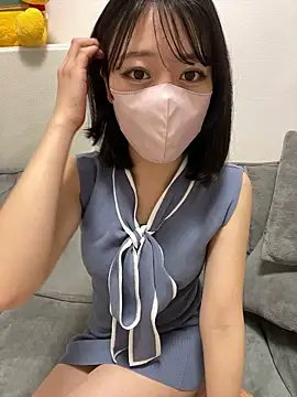 Snapshot of aoi_816 chatting on April 2026 01:07:02 PM aoi 816 online show from April 2026 01:07:02 PM