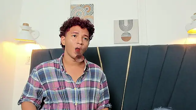 Snapshot of lio_cum23 chatting on April 2026 05:50:02 PM lio cum23 online show from April 2026 05:50:02 PM