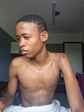 Snapshot of youngAndReckles chatting on April 2026 07:27:02 AM youngAndReckles online show from April 2026 07:27:02 AM