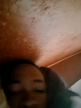 youngAndReckles online show from June 2026 06:44:02 AM