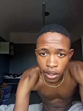 Snapshot of youngAndReckles chatting on April 2026 07:45:01 AM youngAndReckles online show from April 2026 07:45:01 AM