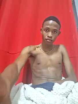 Snapshot of youngAndReckles chatting on April 2026 10:46:02 PM youngAndReckles online show from April 2026 10:46:02 PM