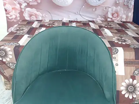 Snapshot of Ada-19 chatting on April 2026 05:13:01 AM Ada-19 online show from April 2026 05:13:01 AM