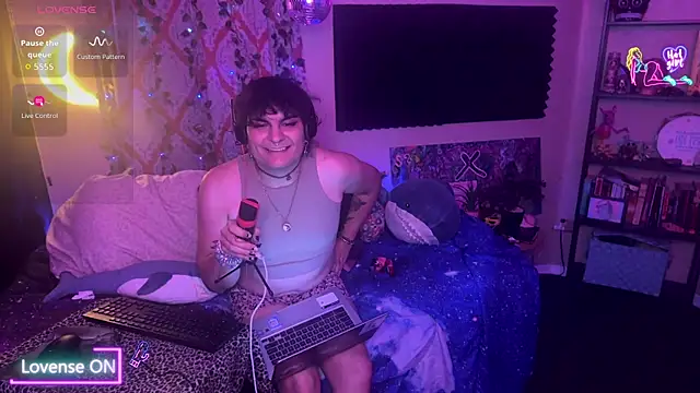lobotomyprincess online show from April 2026 04:25:01 AM