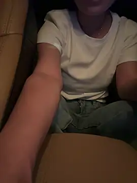 jiaojiaobaobei online show from April 2026 01:35:02 PM