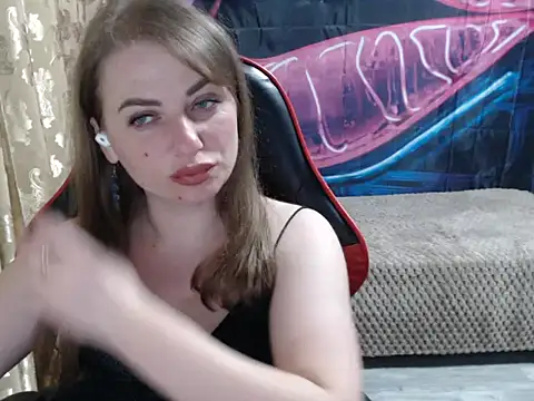 SoftEnigma online show from May 2026 09:09:02 PM