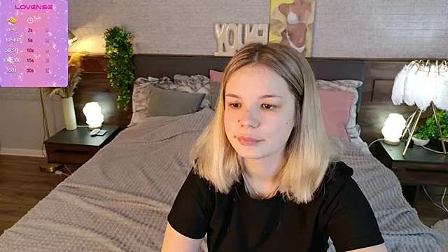 KimEvanss online show from May 2026 05:27:02 AM