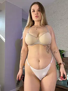 KimEvanss online show from April 2026 01:04:02 PM