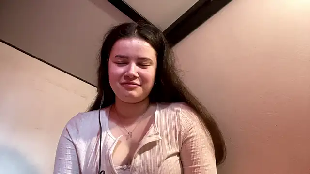 LonnaVandal online show from April 2026 09:57:02 AM