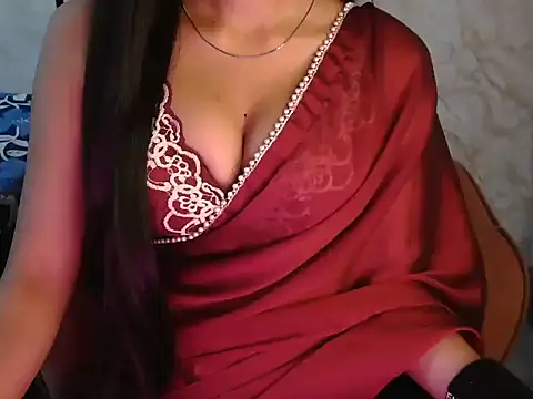 Snapshot of shreya___ chatting on April 2026 07:10:01 AM shreya online show from April 2026 07:10:01 AM