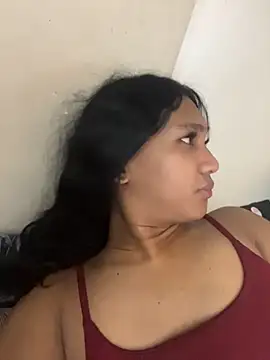 slutty aki online show from June 2026 01:44:02 AM