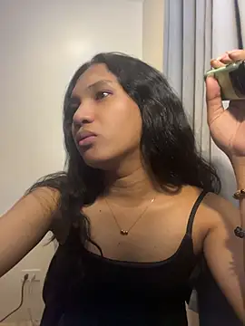 slutty aki online show from June 2026 03:28:01 PM