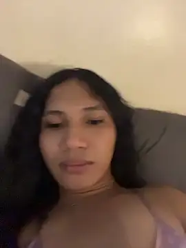 slutty aki online show from June 2026 04:08:01 PM