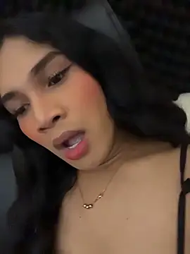 slutty aki online show from June 2026 04:34:02 AM
