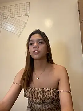 hugecock cali online show from June 2026 02:51:02 AM