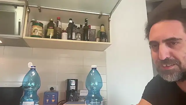 Snapshot of Mach3t3 chatting on April 2026 10:53:01 AM Mach3t3 online show from April 2026 10:53:01 AM