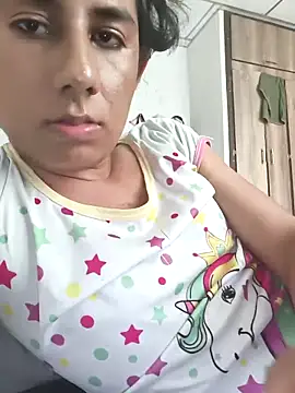 Ericahot3 online show from April 2026 09:39:33 PM