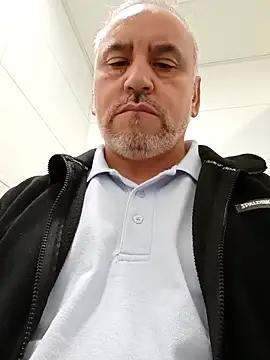 andrexl eather online show from April 2026 08:26:01 PM