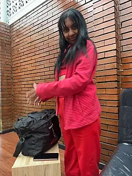 Snapshot of MELIZ_QUEEN chatting on June 2026 12:47:02 PM MELIZ QUEEN online show from June 2026 12:47:02 PM