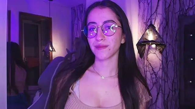 Snapshot of VictoriaSky_ chatting on April 2026 11:27:01 AM VictoriaSky online show from April 2026 11:27:01 AM