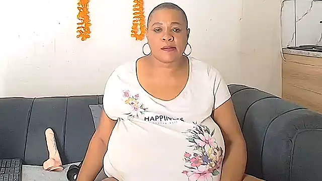 BUSTYQUEEN56  online show from April 2026 06:59:01 AM