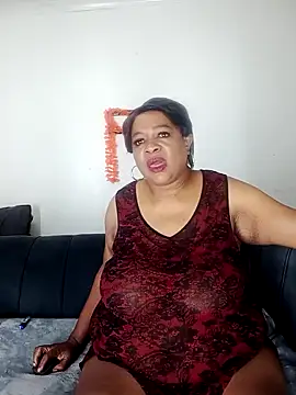 BUSTYQUEEN56  online show from April 2026 02:17:01 AM