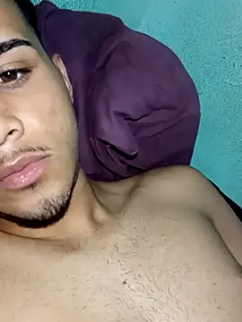 novinhokk22 online show from April 2026 05:47:01 PM