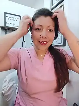 Snapshot of SARA_21- chatting on July 2026 01:07:02 PM SARA 21- online show from July 2026 01:07:02 PM
