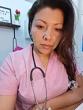 Snapshot of SARA_21- chatting on June 2026 01:22:02 PM SARA 21- online show from June 2026 01:22:02 PM
