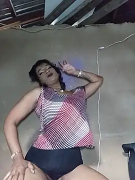 MissyLoveCreator online show from July 2026 01:52:02 PM