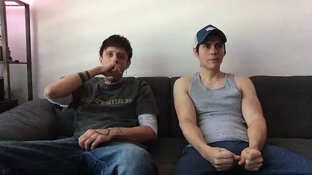 Chrixtopherobin online show from April 2026 04:03:01 PM