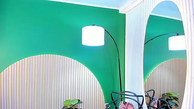 sophiahart online show from May 2026 11:57:01 AM