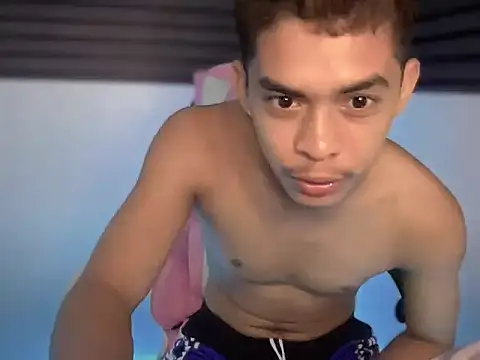 yourhotasian jhonpol16 online show from May 2026 06:25:01 PM