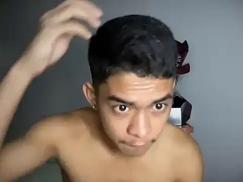 yourhotasian jhonpol16 online show from April 2026 09:12:01 PM