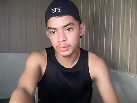 Snapshot of yourhotasian_jhonpol16 chatting on June 2026 01:27:01 AM yourhotasian jhonpol16 online show from June 2026 01:27:01 AM