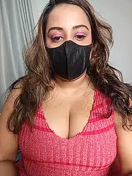 Suger Lips 99 online show from May 2026 07:21:01 PM